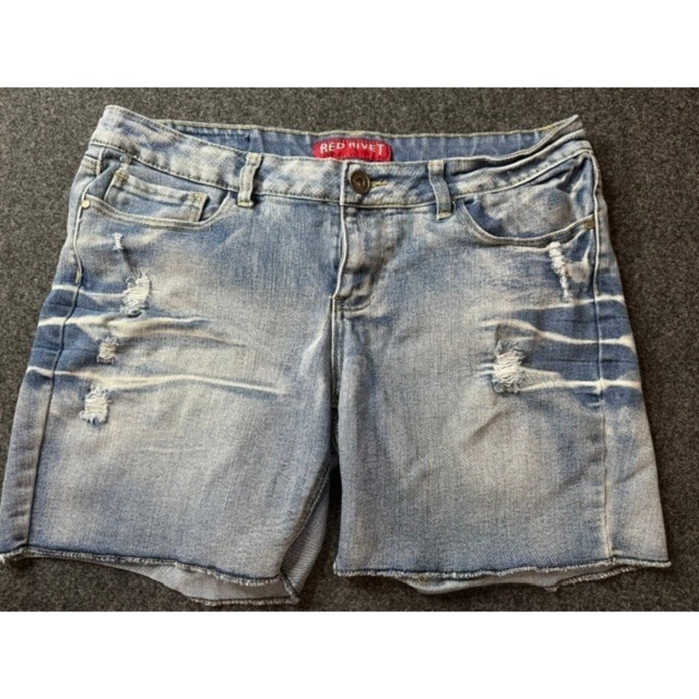 Red Rivet Womens Distressed Denim Shorts Light Wash Embroidered Pockets Size 15